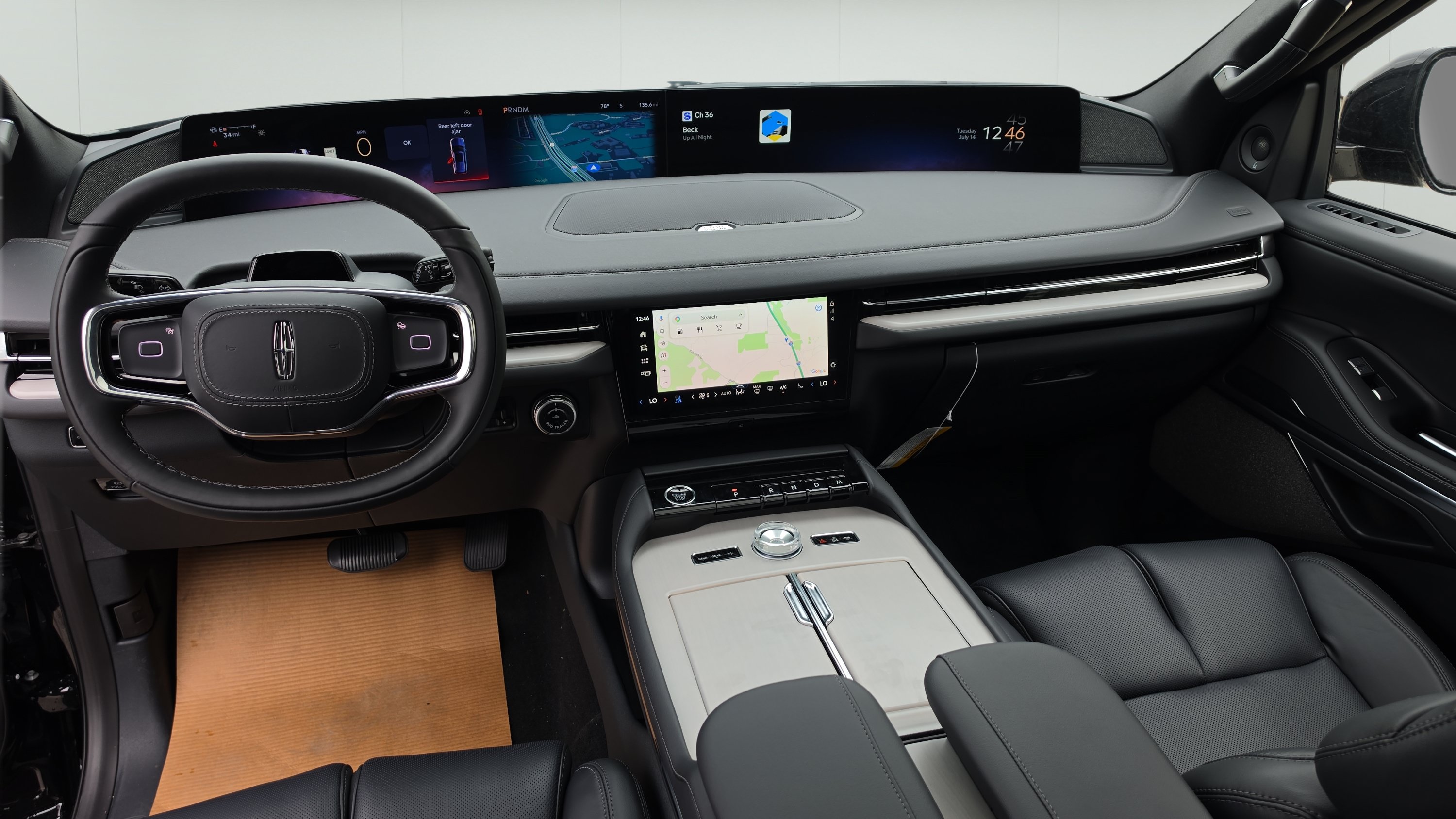 New 2026 Lincoln Navigator Reserve w/ Jet Appearance Package AWD/4WD image 25
