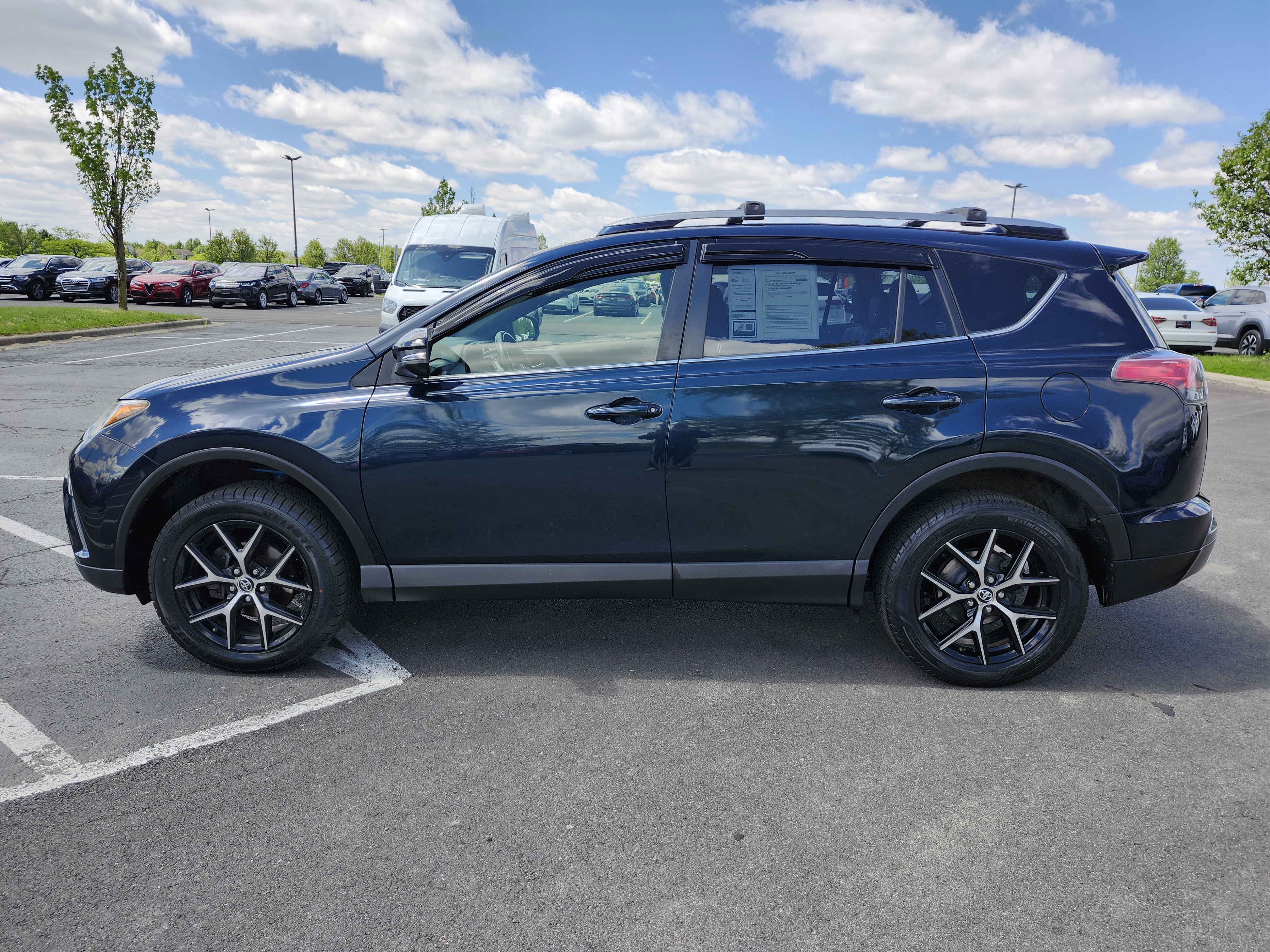 Used 2017 Toyota RAV4 SE FWD image 14