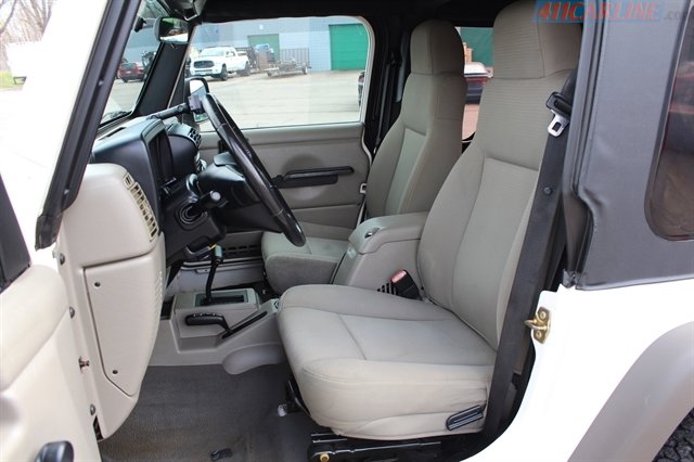 Used 2006 Jeep Wrangler Sport w/ 30" Tire & Wheel Group AWD/4WD image 9