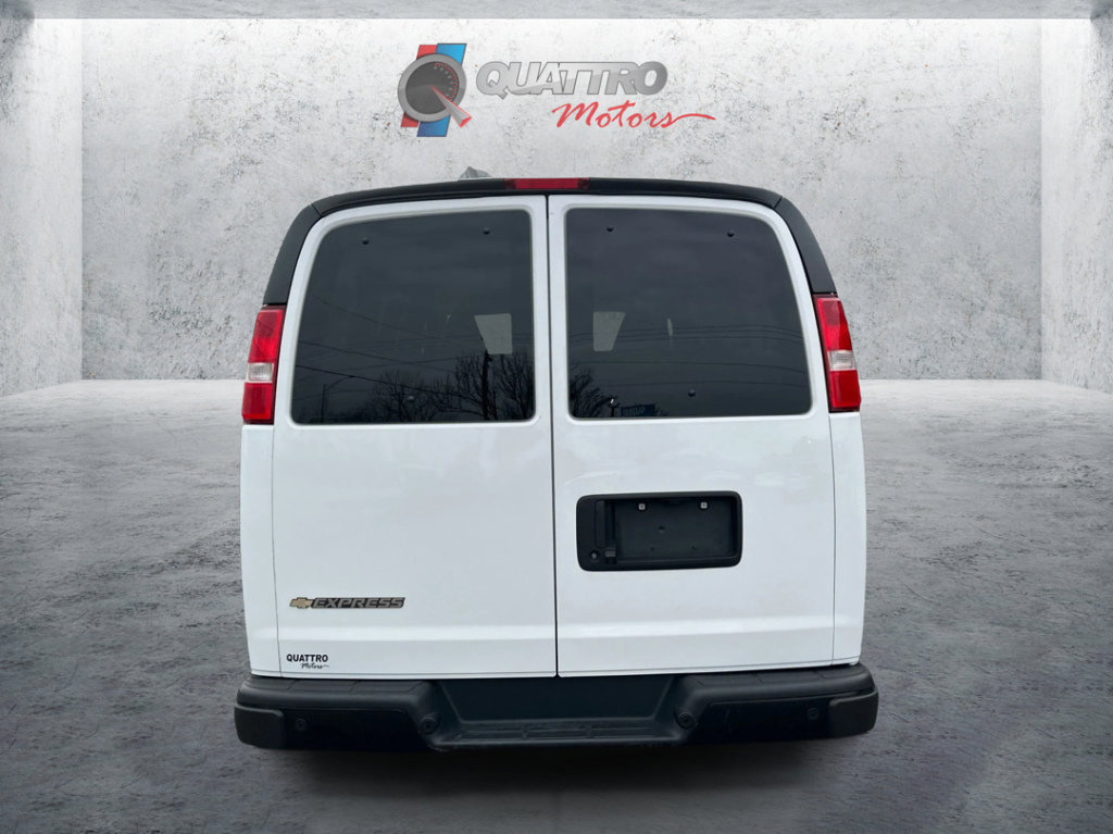 Used 2023 Chevrolet Express 3500 LS image 4