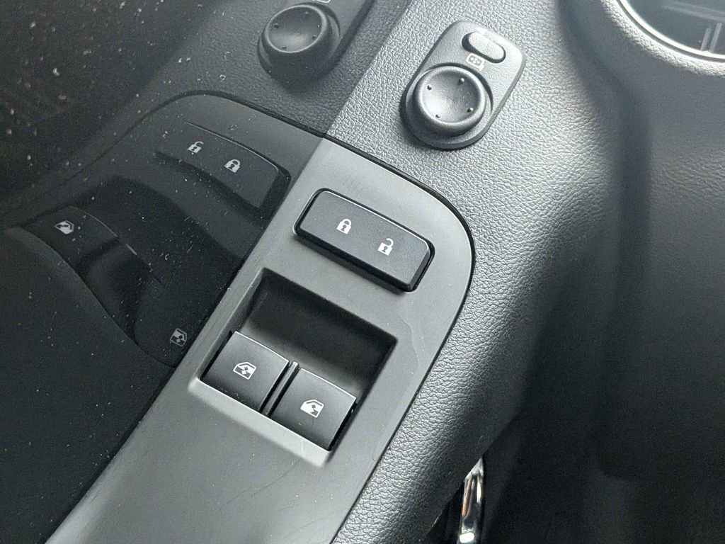 Used 2013 Chevrolet Camaro ZL1 RWD image 26