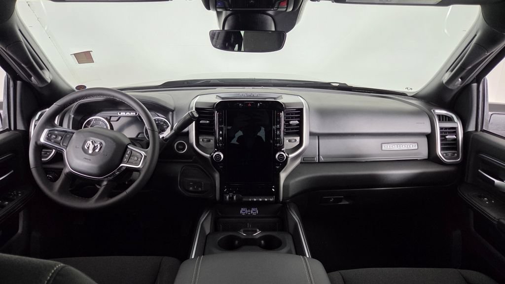New 2026 RAM 2500 Big Horn AWD/4WD image 37