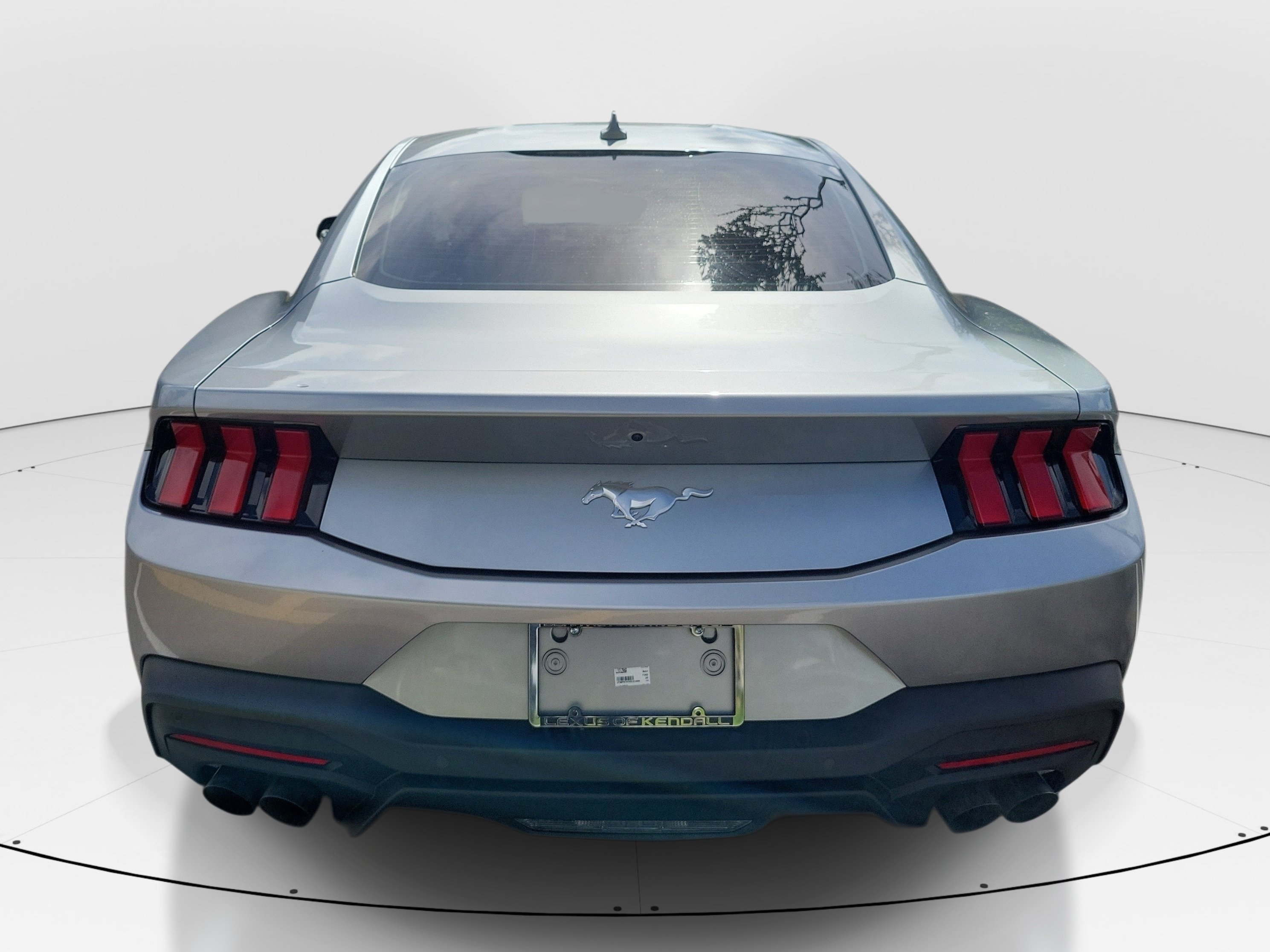 Used 2025 Ford Mustang Coupe RWD image 5