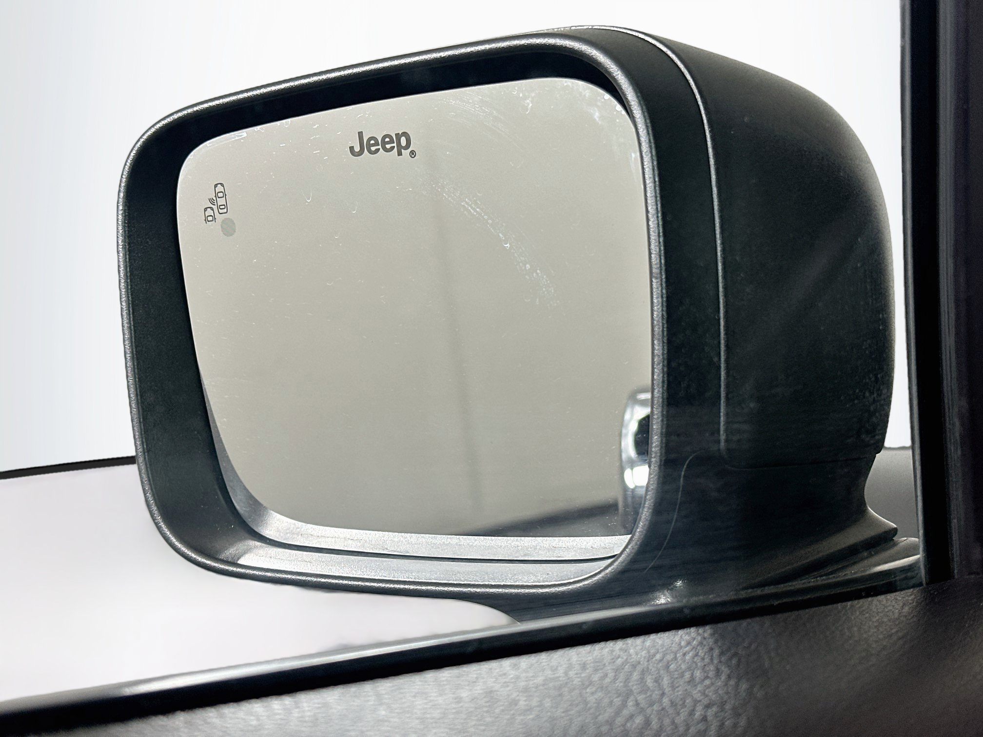 Used 2022 Jeep Renegade Latitude AWD/4WD image 16