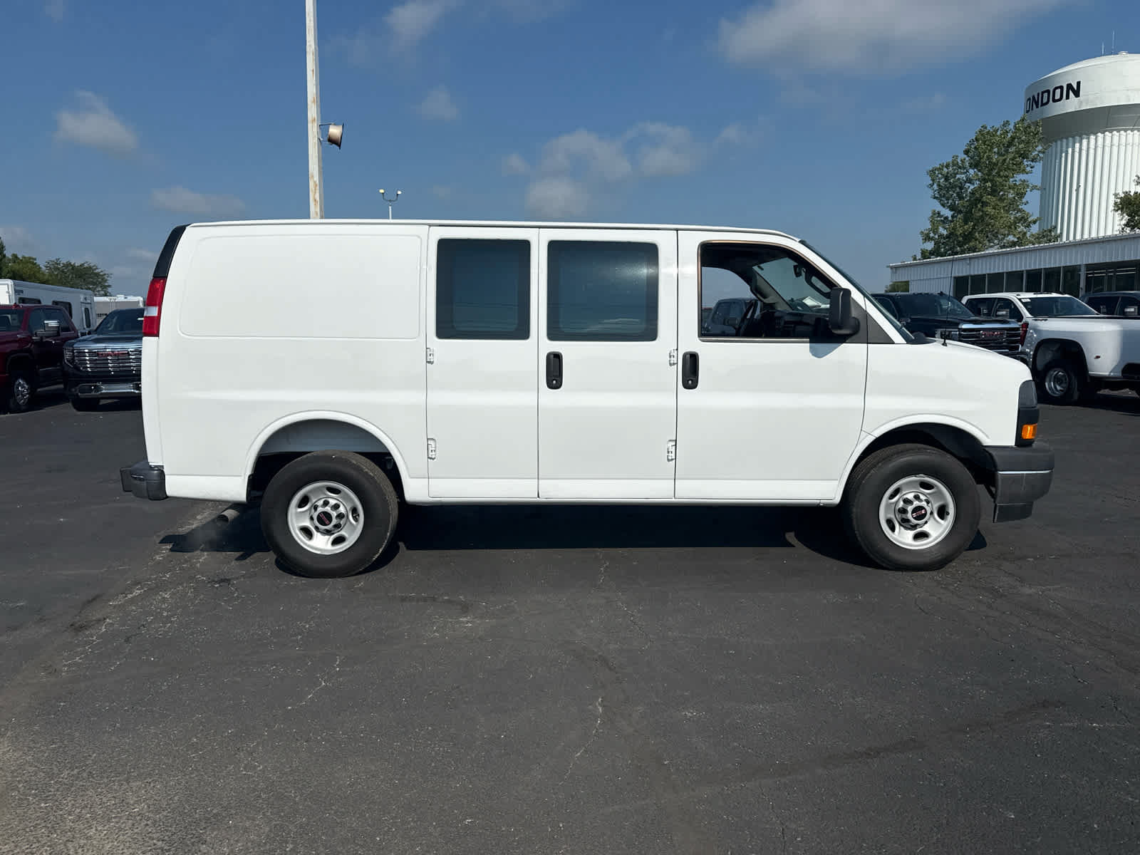 Certified 2025 GMC Savana 2500 w/ Driver Convenience Package RWD image 6