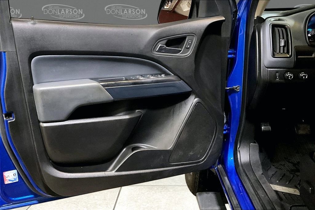 Used 2019 Chevrolet Colorado Z71 AWD/4WD image 12