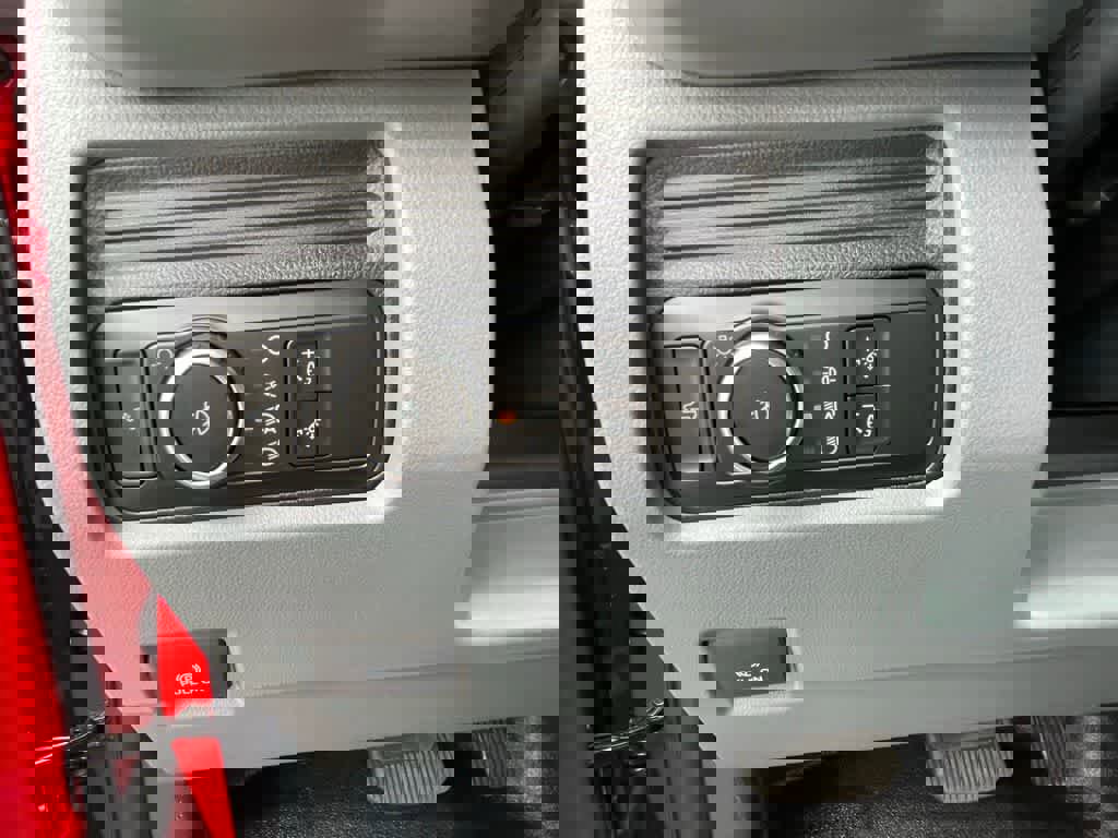 New 2025 Ford F250 XL w/ XL Chrome Package image 13