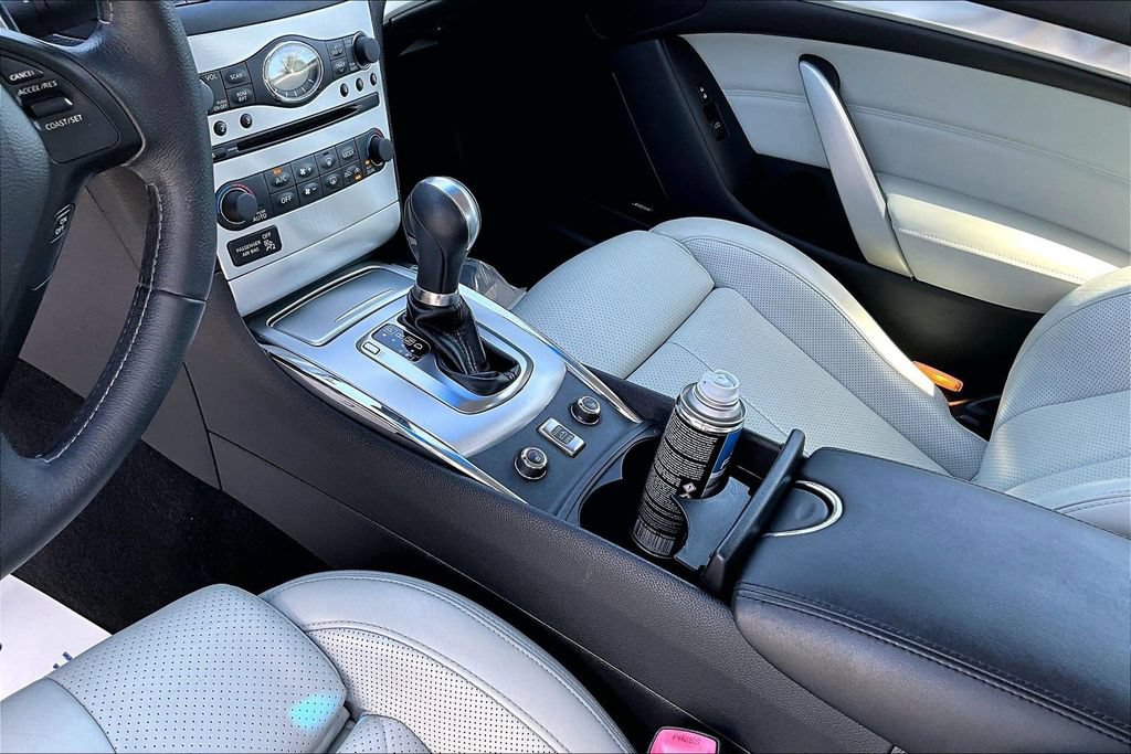 Used 2010 INFINITI G37 Convertible w/ Premium Pkg RWD image 10
