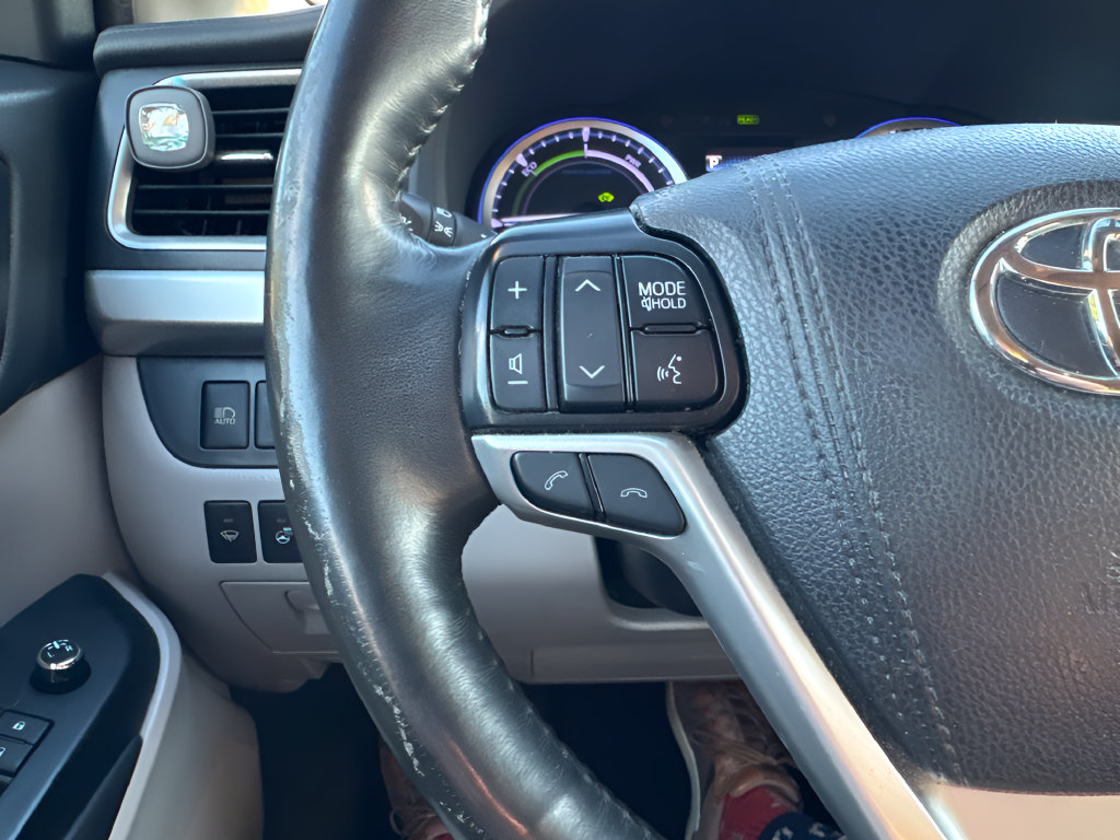 Used 2019 Toyota Highlander Limited Platinum w/ Protection Package #3 AWD/4WD image 37