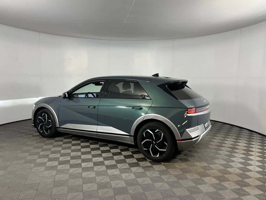 Used 2024 Hyundai Ioniq 5 Limited image 9
