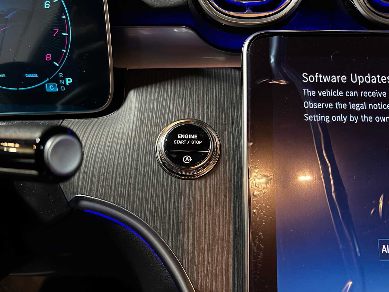 New 2026 Mercedes-Benz CLE 300 4MATIC Coupe image 29