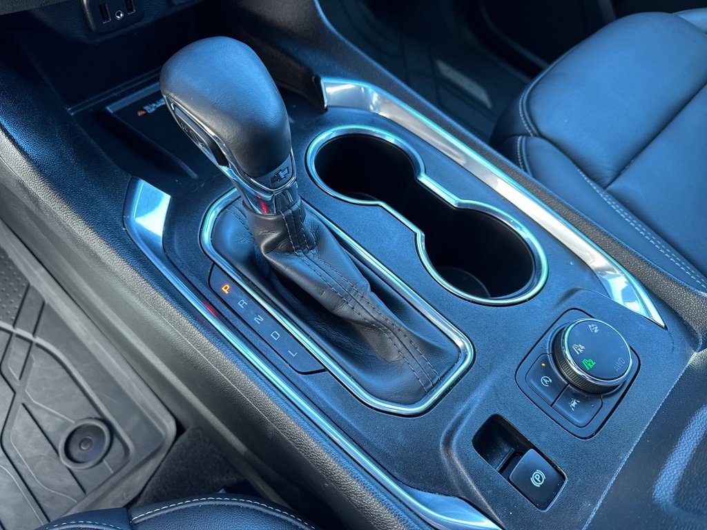 Used 2023 Chevrolet Traverse LT w/ LPO, Floor Liner Package image 5