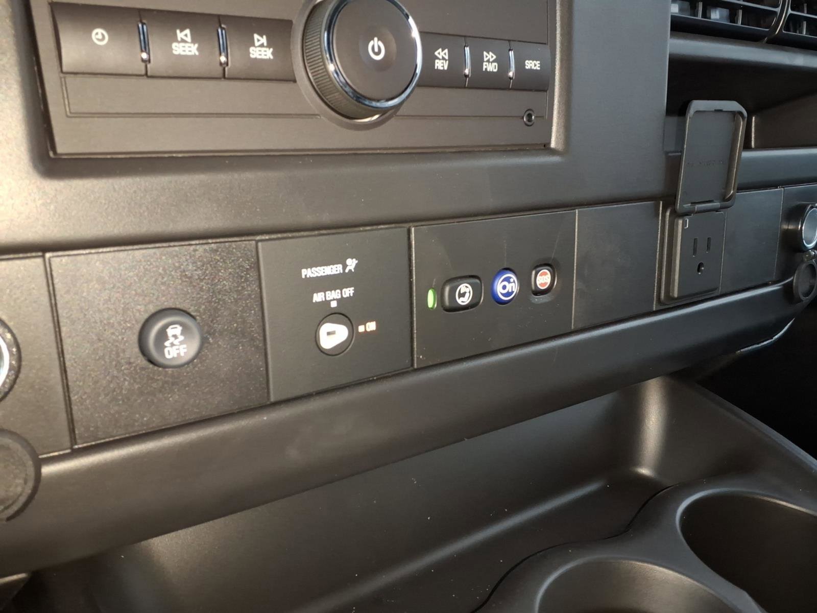 New 2025 GMC Savana 2500 Extended w/ Driver Convenience Package image 16