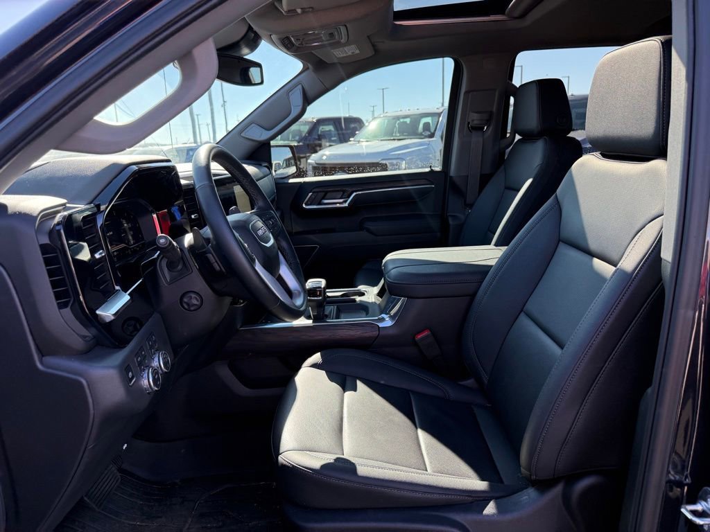 Used 2025 GMC Sierra 1500 SLT w/ SLT Premium Plus Package image 6