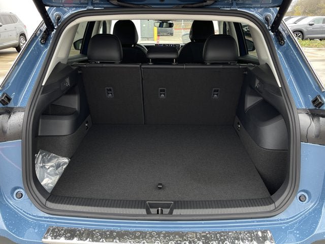 New 2026 Volkswagen Tiguan SE FWD image 30