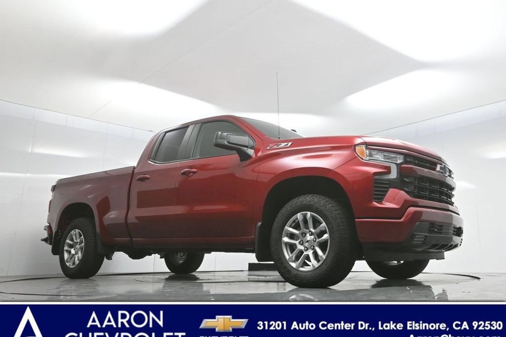 Used 2025 Chevrolet Silverado 1500 RST w/ Z71 Off-Road Package AWD/4WD image 2