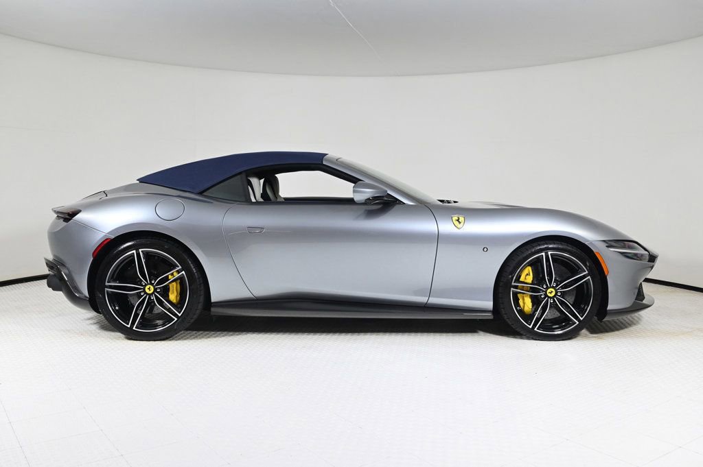 Certified 2024 Ferrari Roma Spider RWD image 10