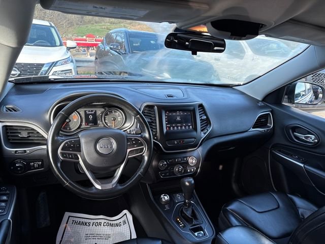 Used 2020 Jeep Cherokee Latitude Plus w/ Cold Weather Group image 11