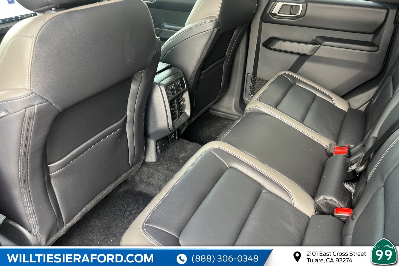 New 2026 Ford Bronco Outer Banks AWD/4WD image 13