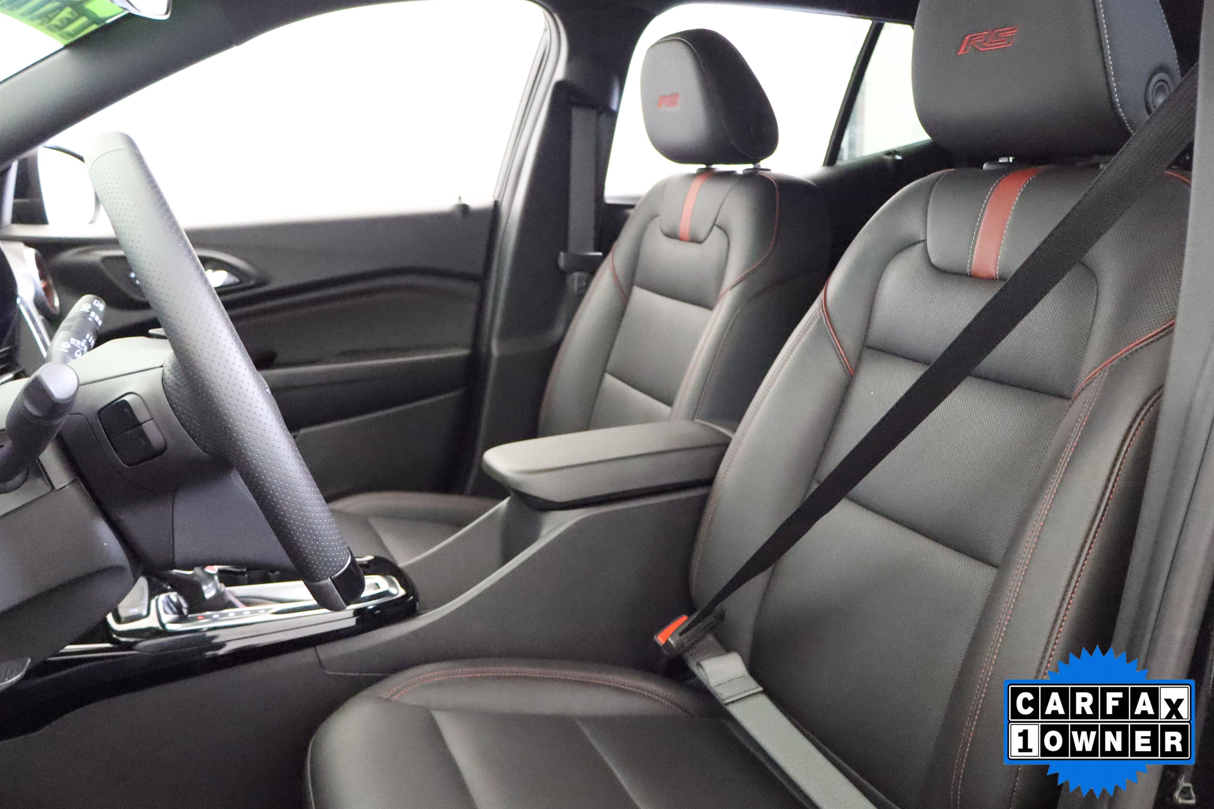 Used 2025 Chevrolet Trax RS w/ Driver Confidence Package FWD image 22