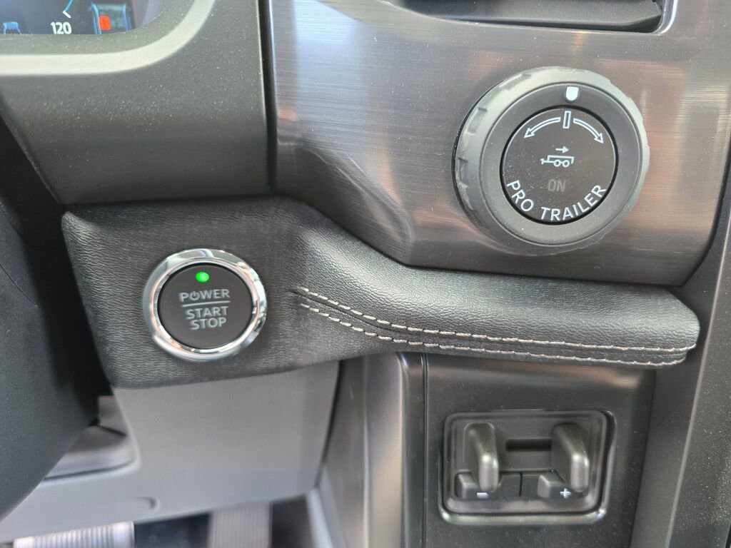 New 2025 Ford F150 Lightning Flash AWD/4WD image 20