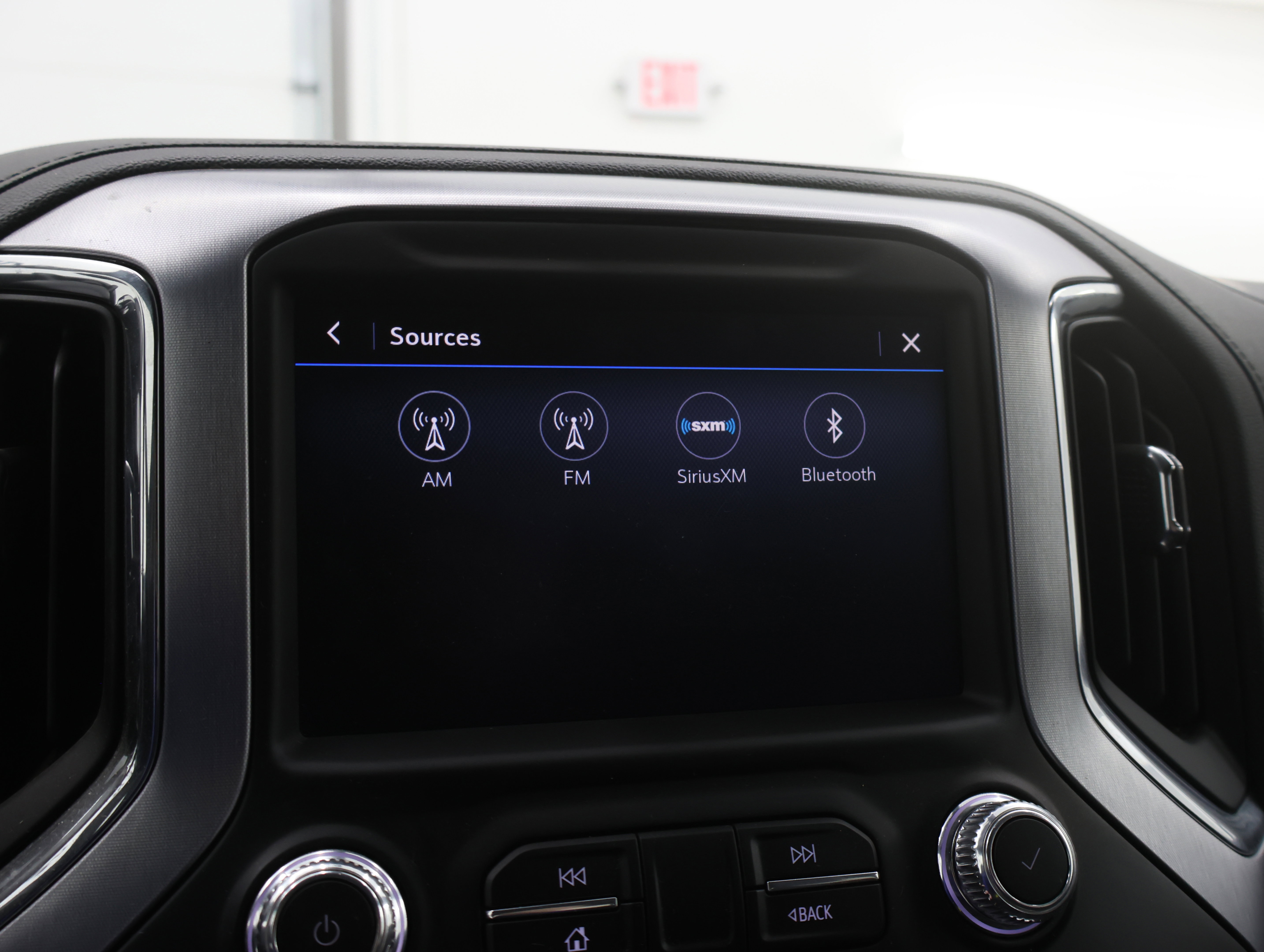 Used 2023 GMC Sierra 2500 SLE w/ SLE Convenience Package image 11