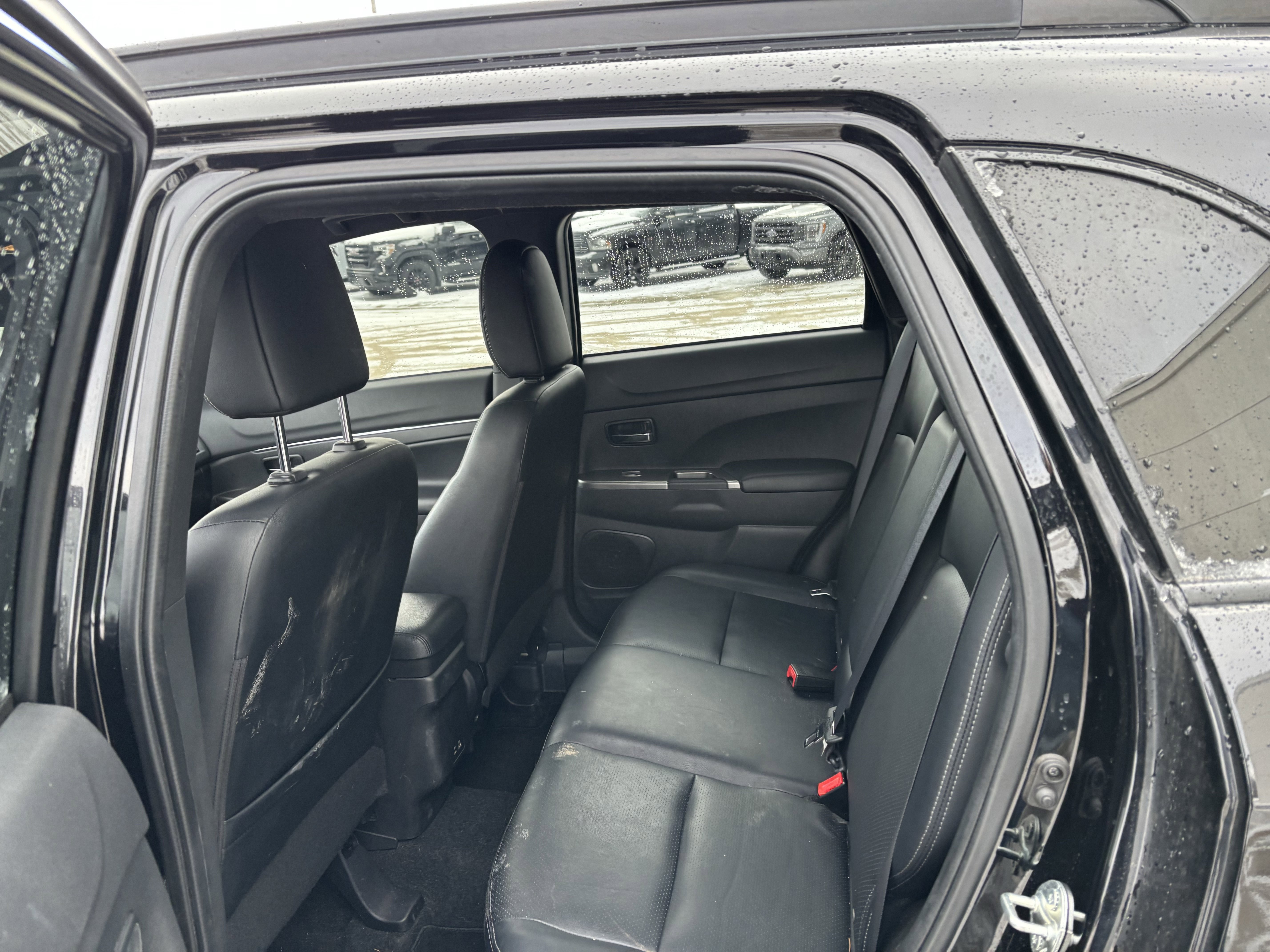 Used 2023 Mitsubishi Outlander Sport GT image 11