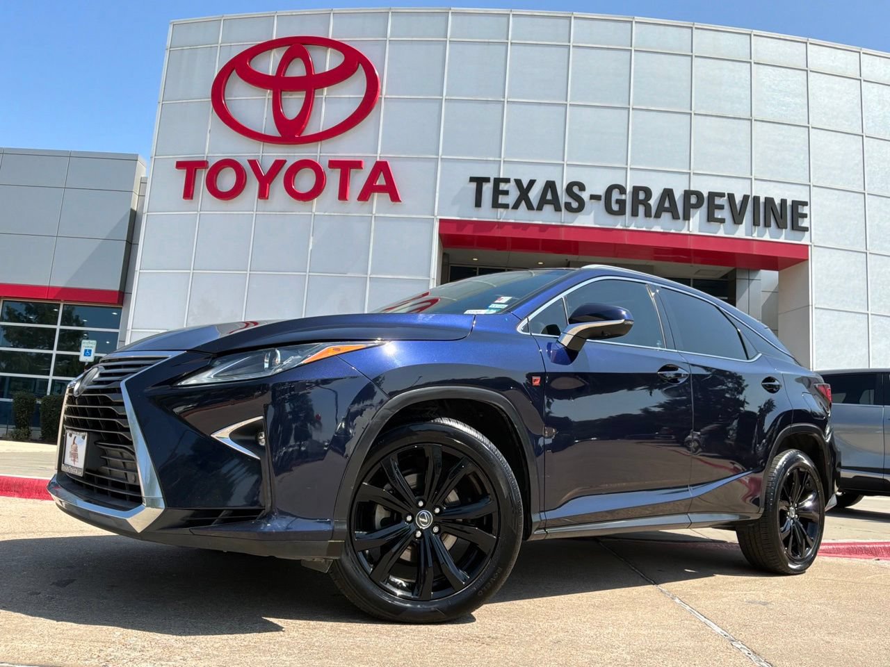 Used 2018 Lexus RX 350 FWD w/ Premium Package image 2