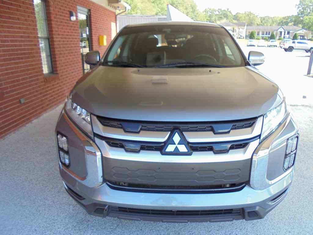 Used 2021 Mitsubishi Outlander Sport SE image 3