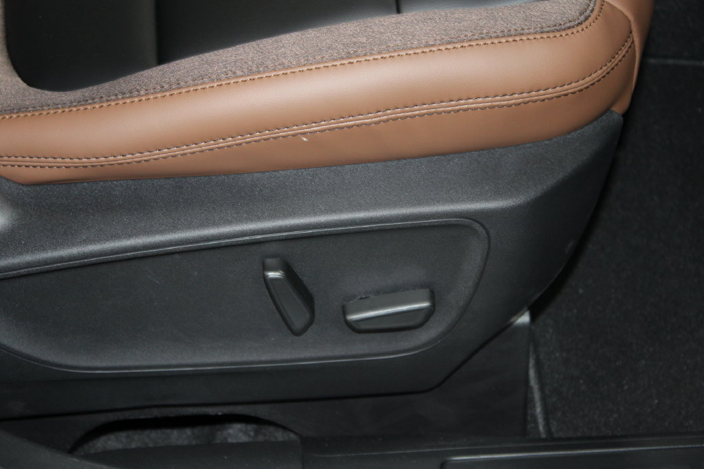 New 2026 Ford Bronco Sport Outer Banks AWD/4WD image 23