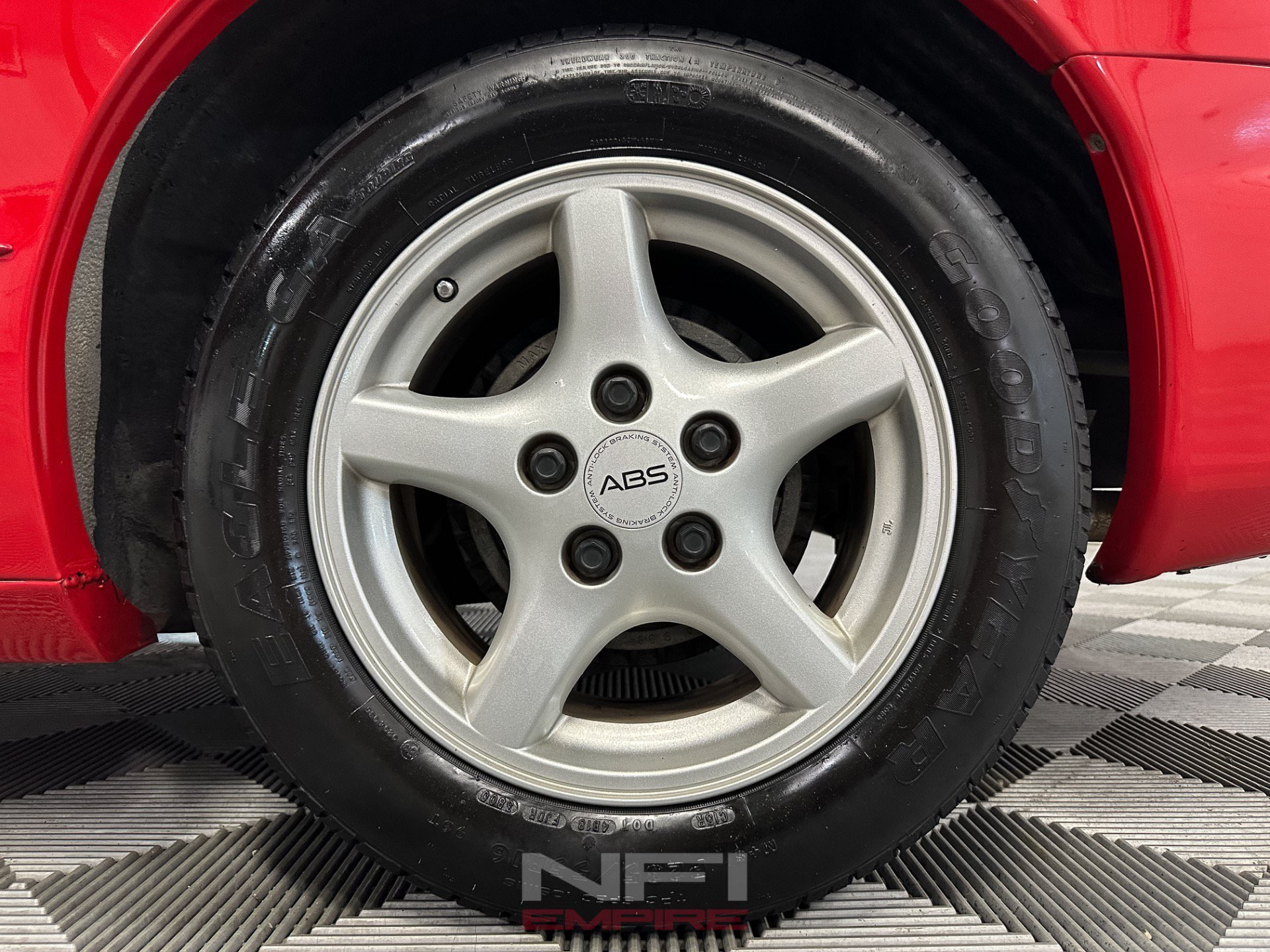 Used 1995 Pontiac Firebird Convertible RWD image 31