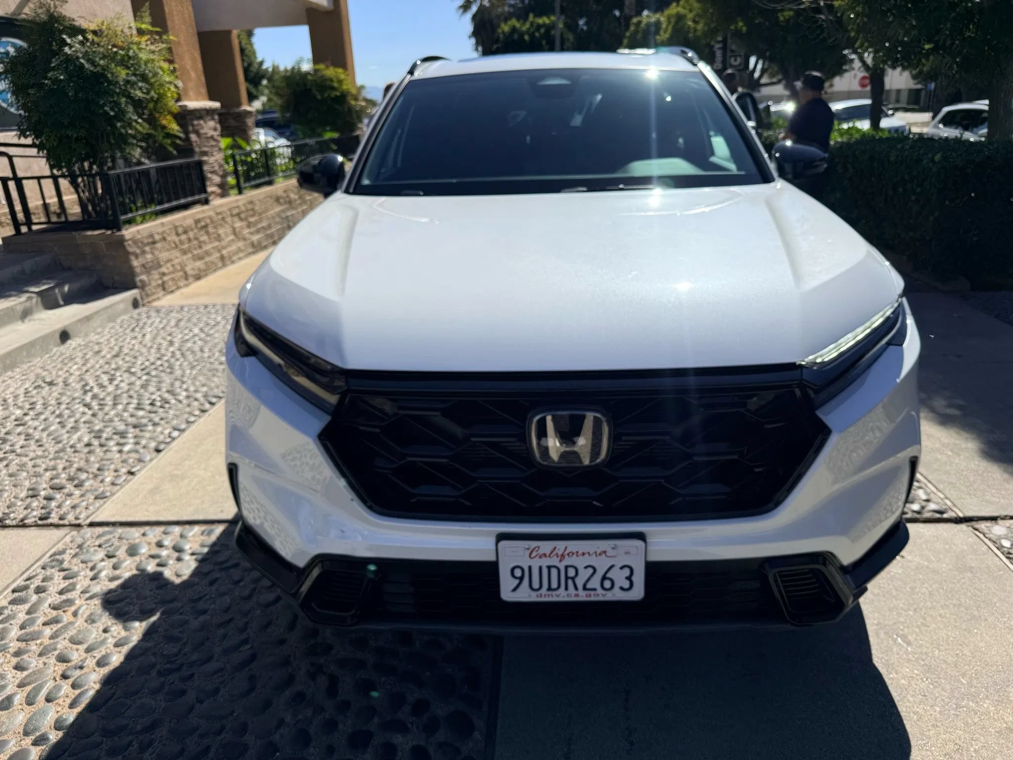 Used 2025 Honda CR-V Sport image 2