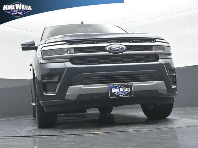 Used 2023 Ford Expedition XLT RWD image 18