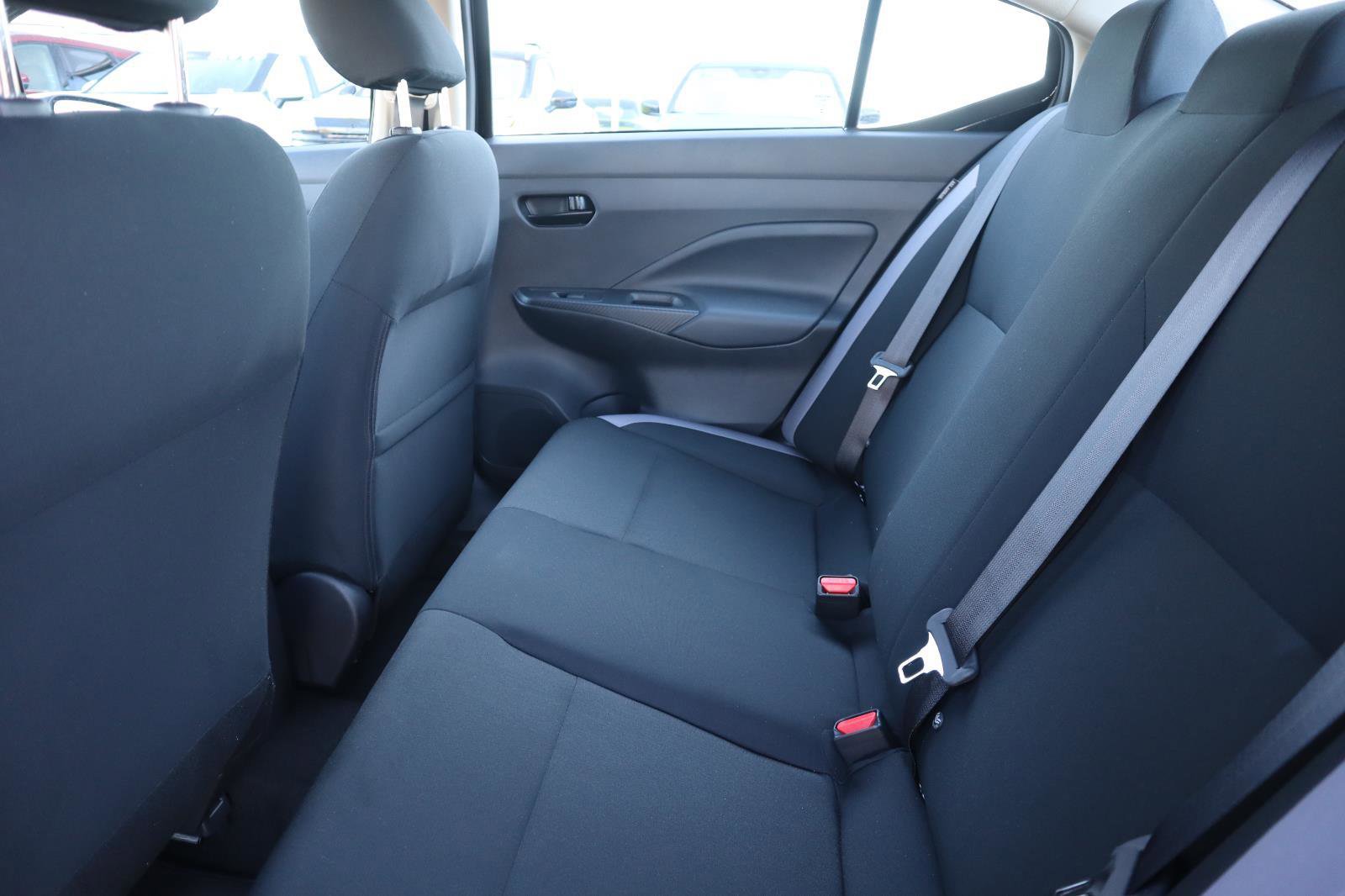 Used 2025 Nissan Versa S w/ Trunk Package image 29