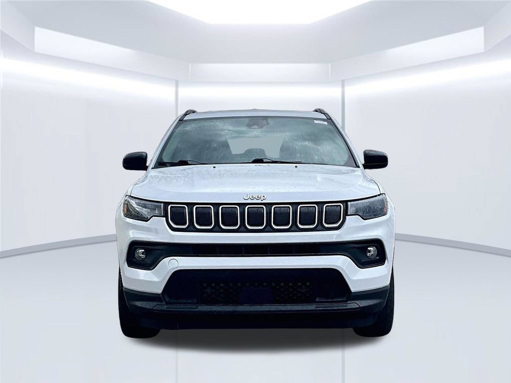 Used 2022 Jeep Compass Latitude AWD/4WD image 5