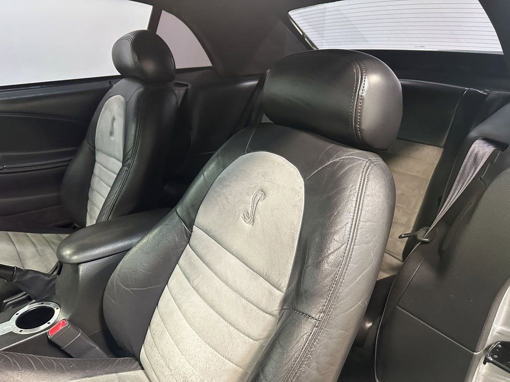 Used 2001 Ford Mustang Cobra image 9