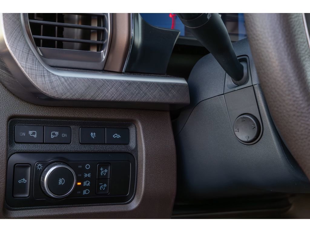 Used 2024 Ford F350 King Ranch w/ Chrome Package image 21