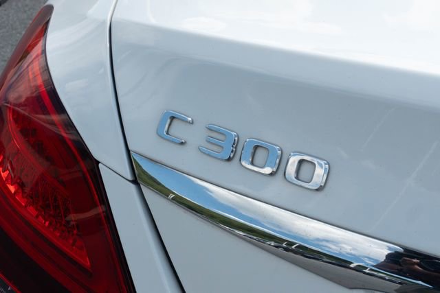Used 2019 Mercedes-Benz C 300 Sedan image 5