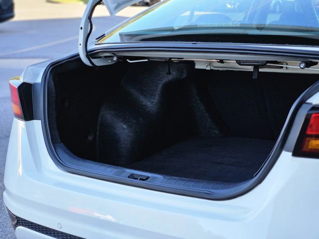 Certified 2025 Nissan Altima 2.5 SV FWD image 32