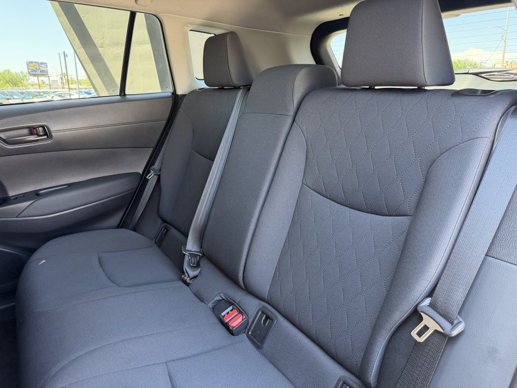 Used 2026 Toyota Corolla Cross LE FWD image 33
