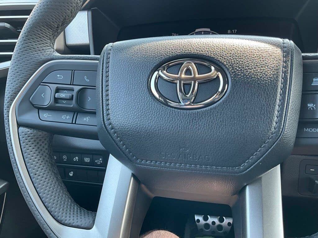 Used 2025 Toyota Tundra Limited w/ TRD Off-Road Package AWD/4WD image 21