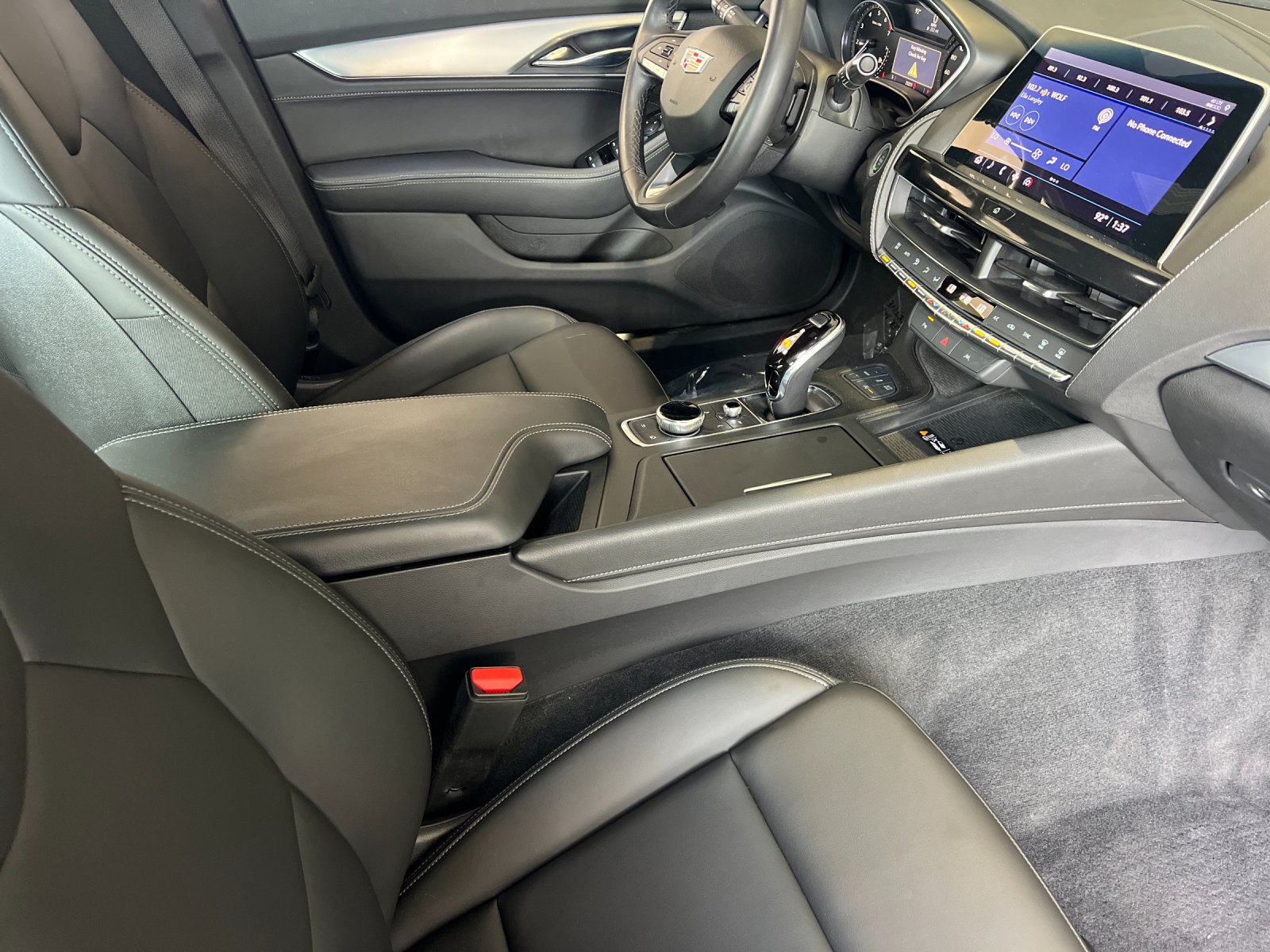 Certified 2022 Cadillac CT5 Luxury RWD image 15