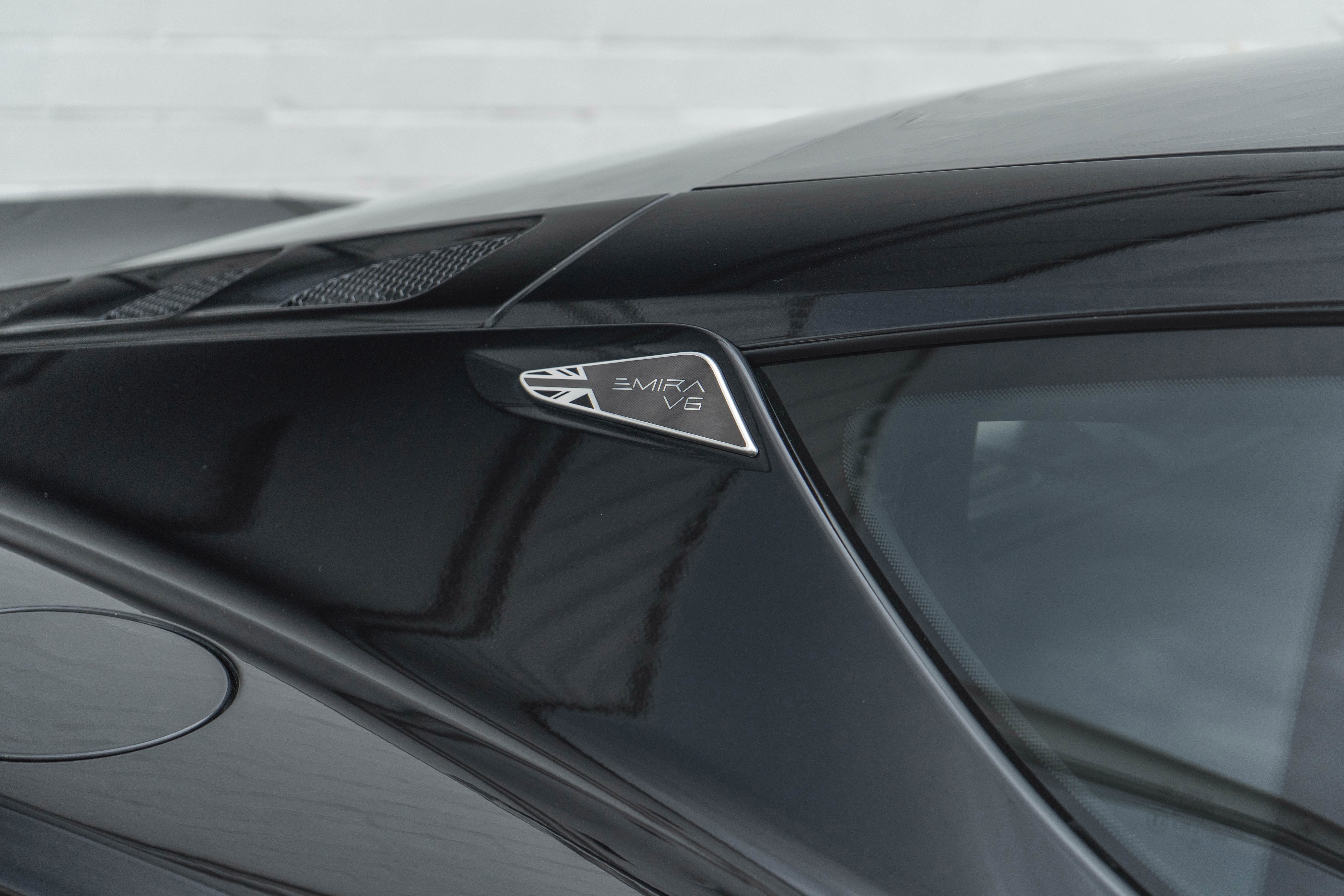 New 2025 Lotus Emira image 8