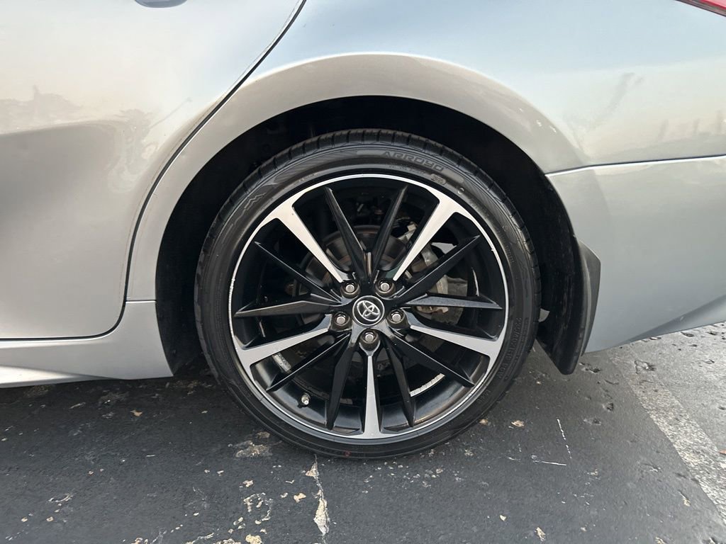 Used 2019 Toyota Camry XSE image 26