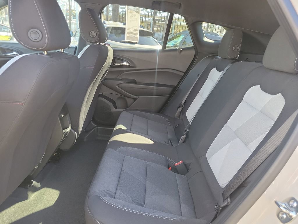 New 2026 Chevrolet Trax RS w/ Sunroof Package image 13