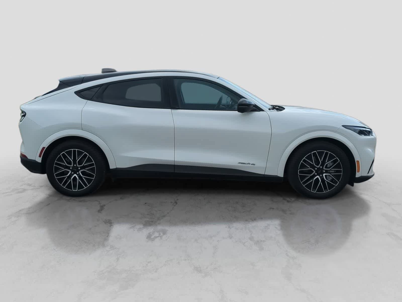 Used 2025 Ford Mustang Mach-E Premium AWD/4WD image 6