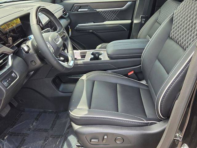 New 2026 GMC Acadia Denali w/ Super Cruise Package FWD image 10