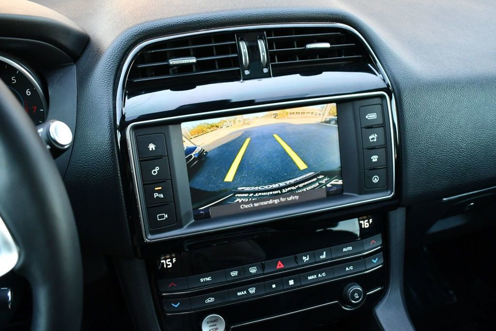 Used 2018 Jaguar F-PACE Prestige image 14