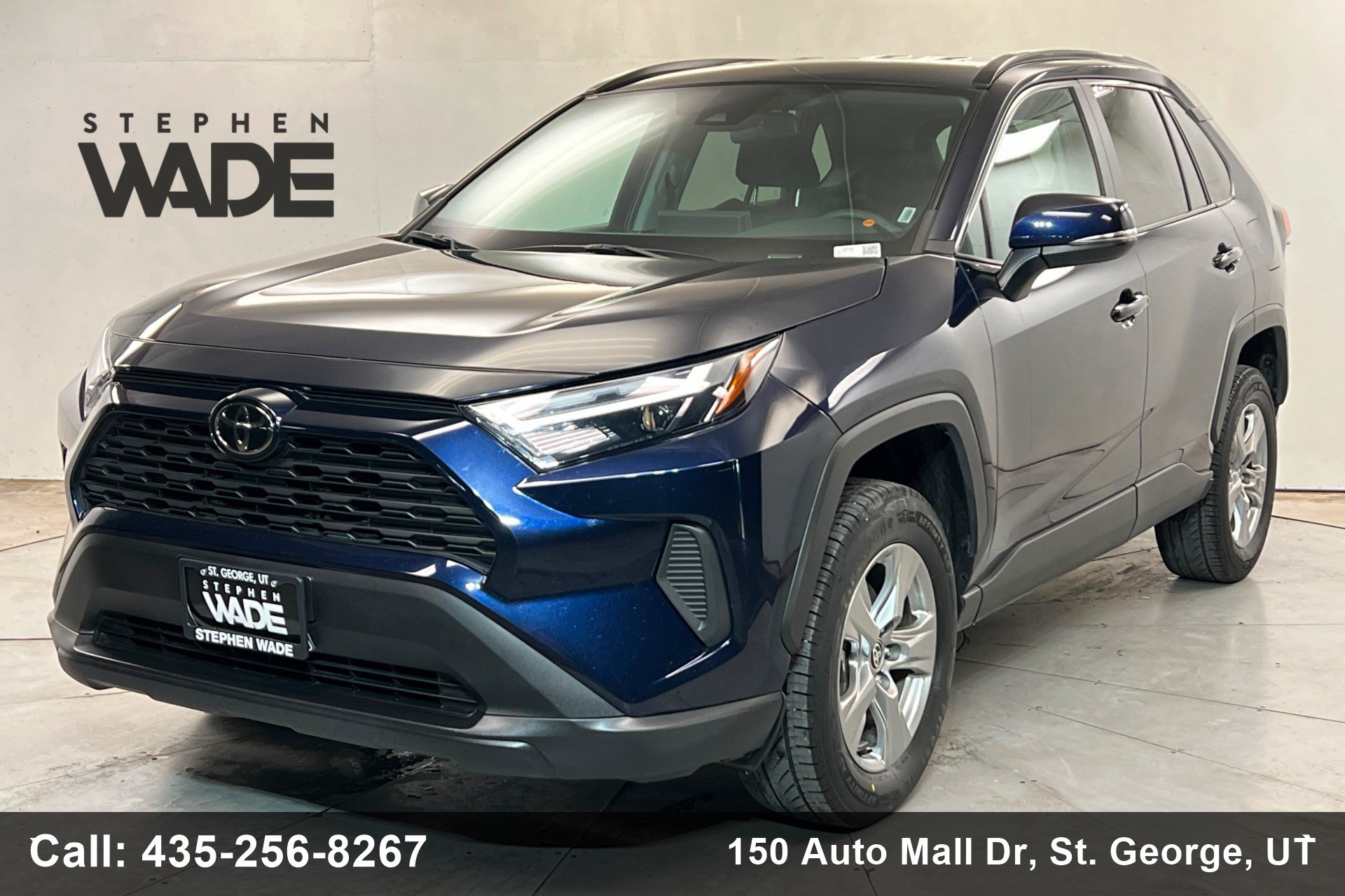 Used 2025 Toyota RAV4 XLE FWD image 1