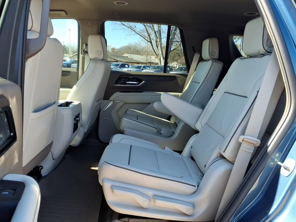 Used 2025 GMC Yukon Denali image 14